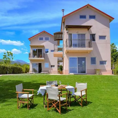 Villa Villas Del Mare In Fron Of The Sea. *